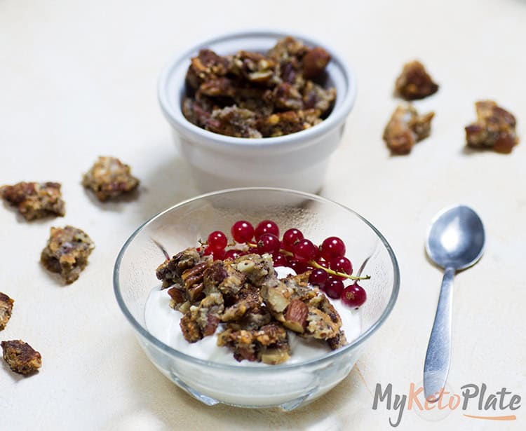 keto granola breakfast