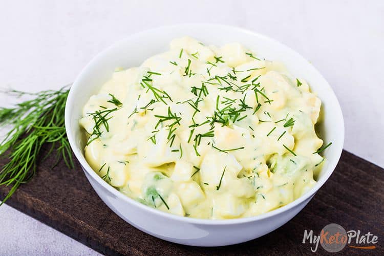 keto egg salad in a bowl