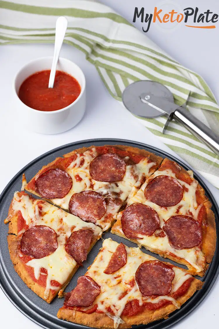 Quick Keto Pizza Sauce - MyKetoPlate