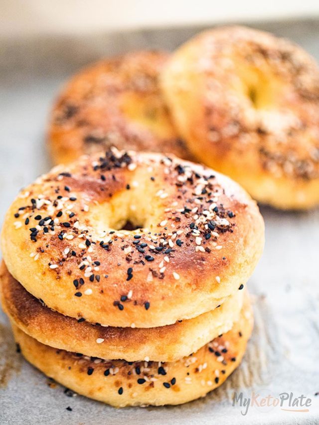 EASY EVERYTHING KETO BAGELS – LOW CARB FATHEAD BAGELS