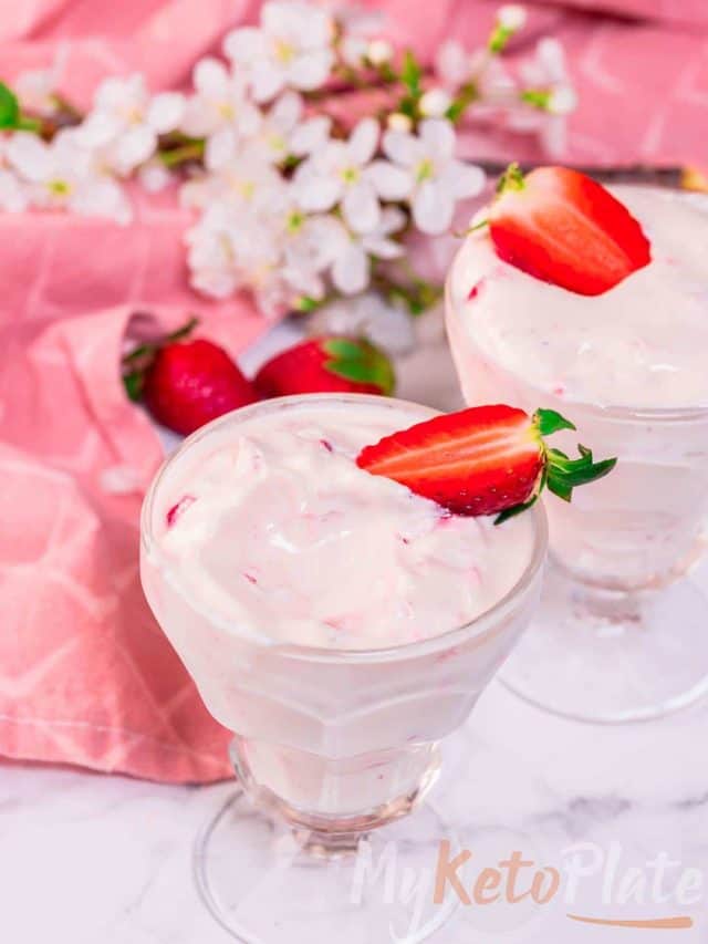 Easy Keto Strawberry Mousse MyKetoPlate