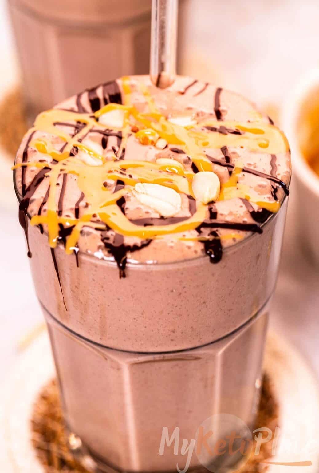 keto-low-carb-peanut-butter-smoothie-myketoplate