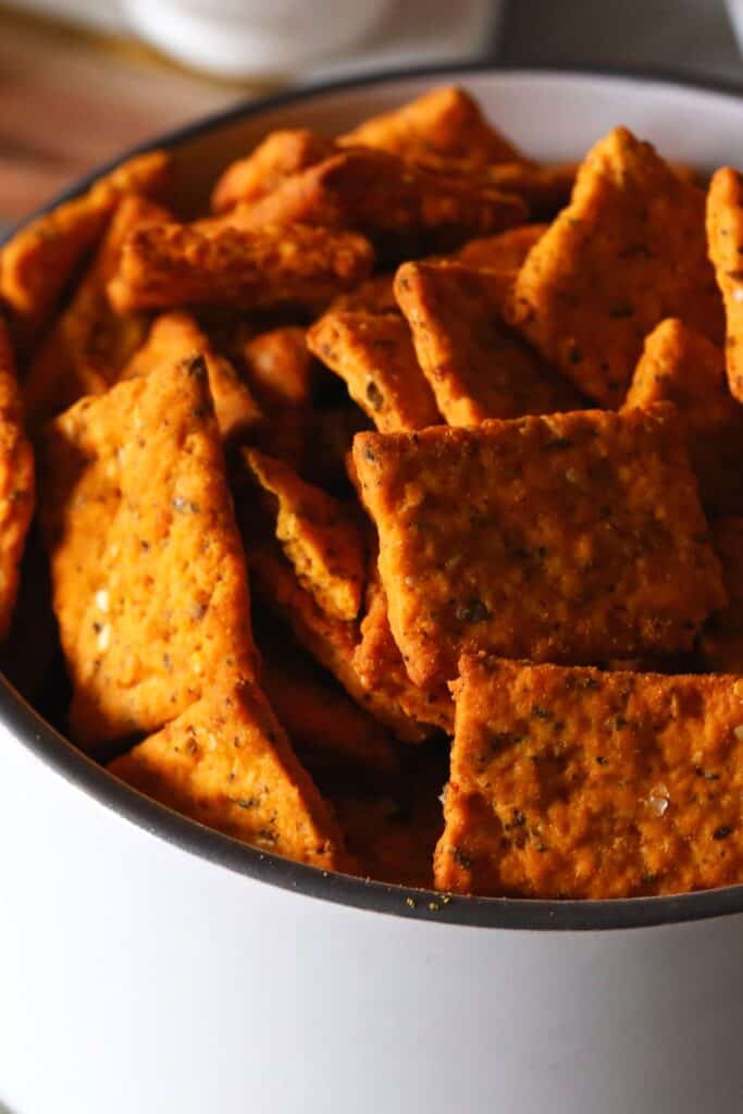 Keto Crackers Best Low Carb Crackers MyKetoPlate