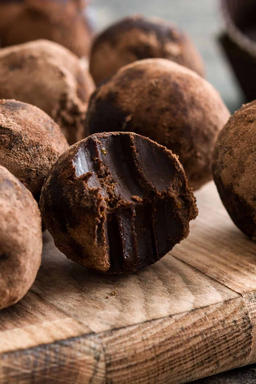 2-Ingredient Chocolate Truffles