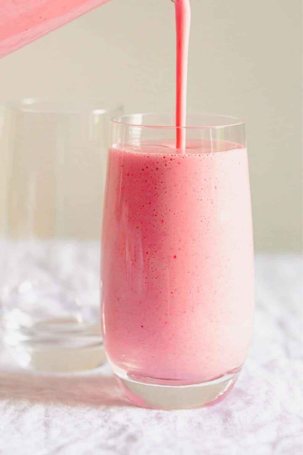 Keto Strawberry Smoothie (4 Ingredients!) MyKetoPlate