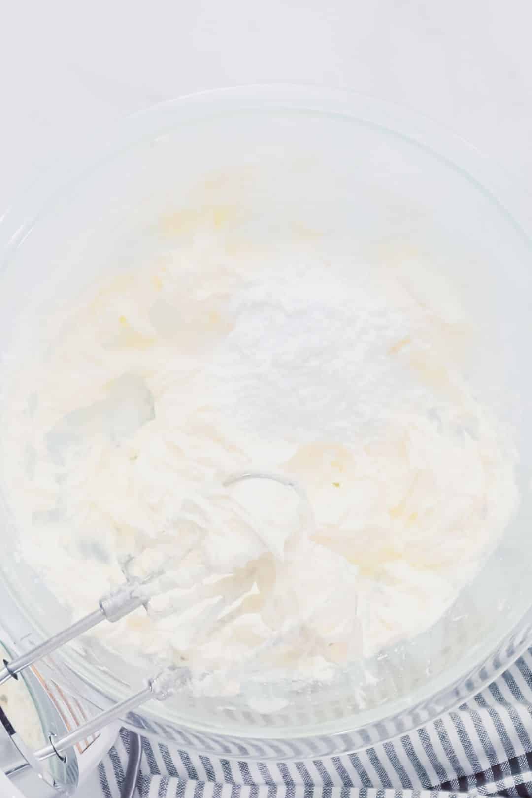 how to make keto cream cheese frosting