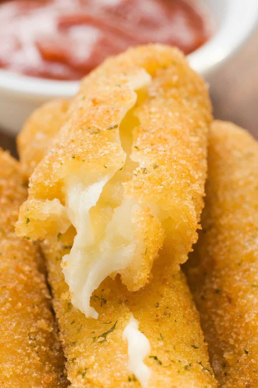 Keto Mozzarella Sticks - MyKetoPlate