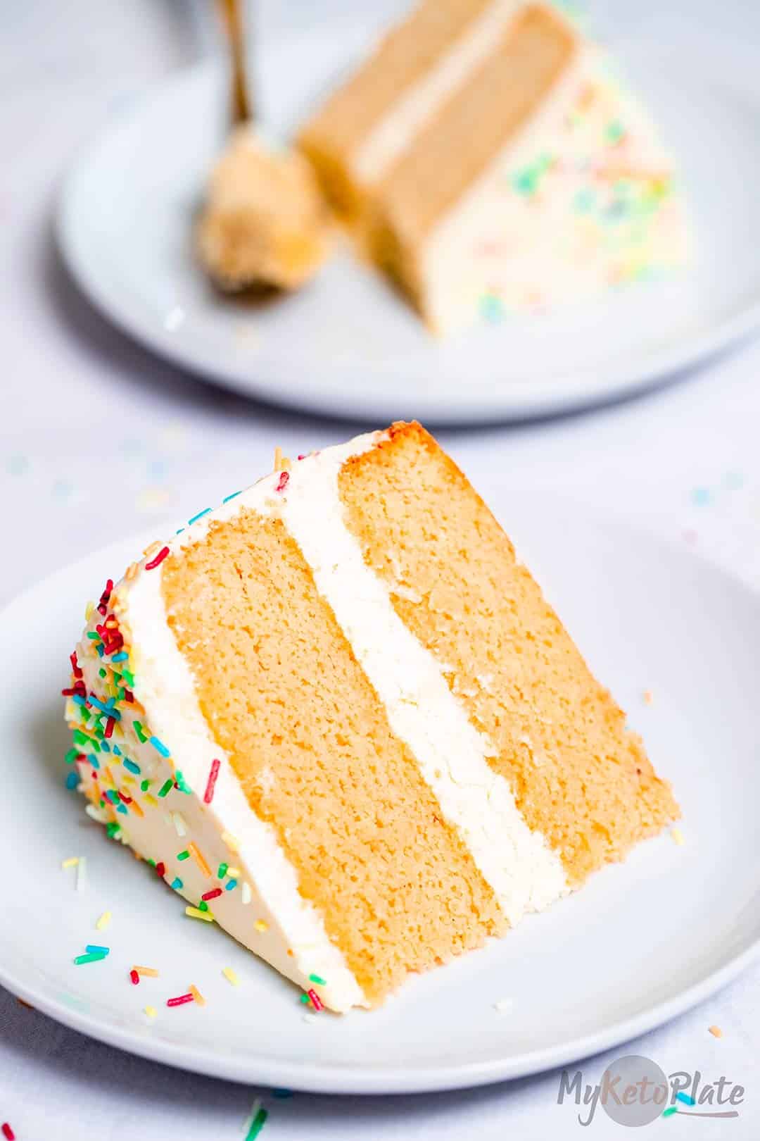 Sweet Street Salted Caramel Vanilla Crunch Cake Case | FoodServiceDirect
