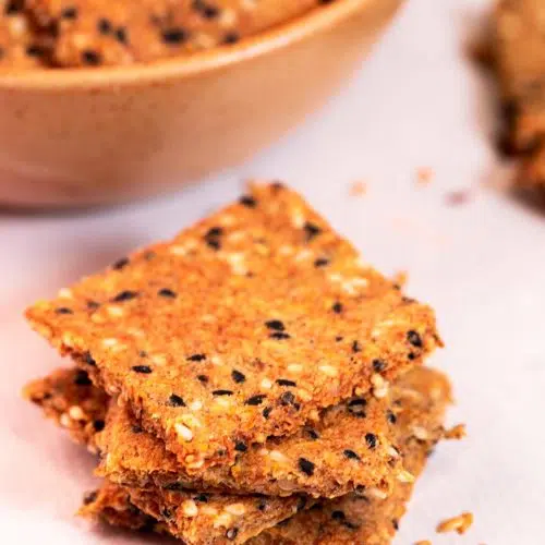 easy flaxseed crackers
