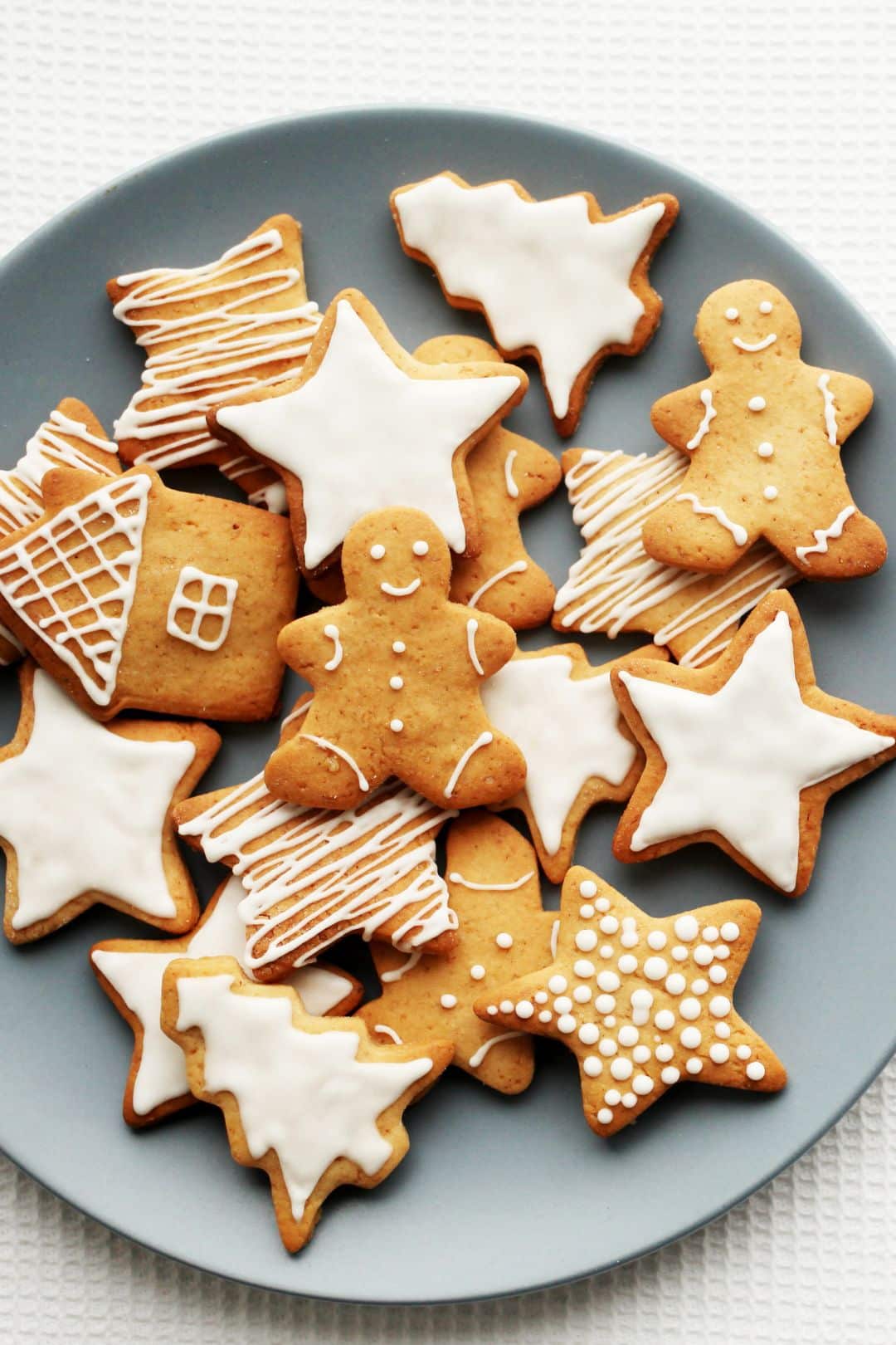 Keto Gingerbread Cookies 