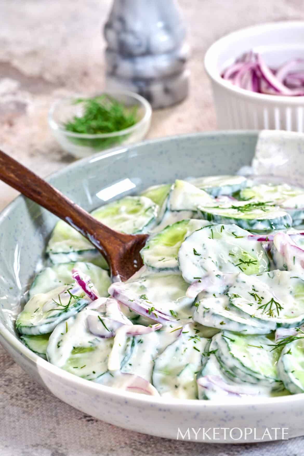 Creamy Cucumber Salad Myketoplate 8520