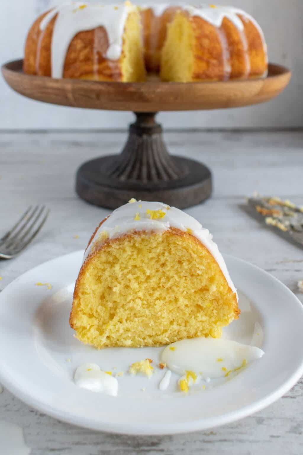 Keto Lemon Bundt Cake - Myketoplate