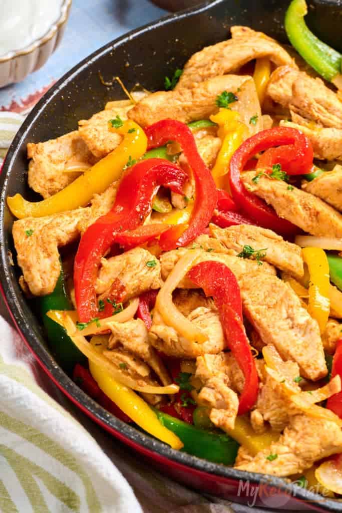 Juicy And Flavorful Chicken Fajitas - MyKetoPlate