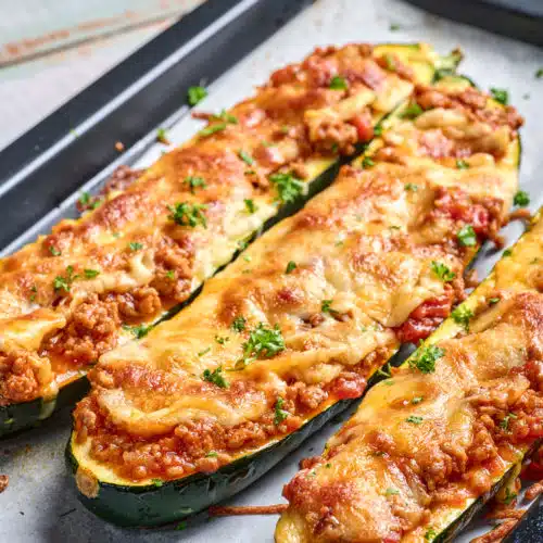 This ground beef zucchini boats recipe is a delicious low-carb recipe perfect for summer and a fantastic way to utilize the abundance of zucchini. Bursting with flavors and packed with wholesome ingredients, it's a delightful dish that will satisfy your taste buds while keeping your carb intake in check.