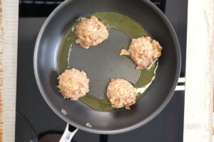how to make cheesey chicken fritters